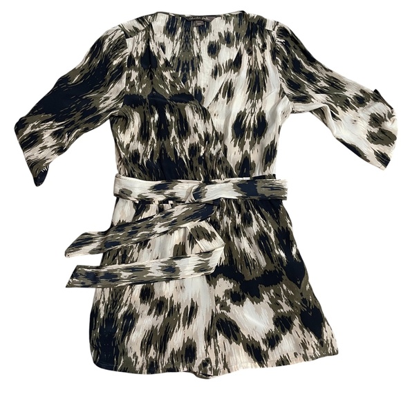 Charlie Jade Medium 100% Silk Brown Tan Side Zip Jumper Pockets Stunning - Picture 1 of 6